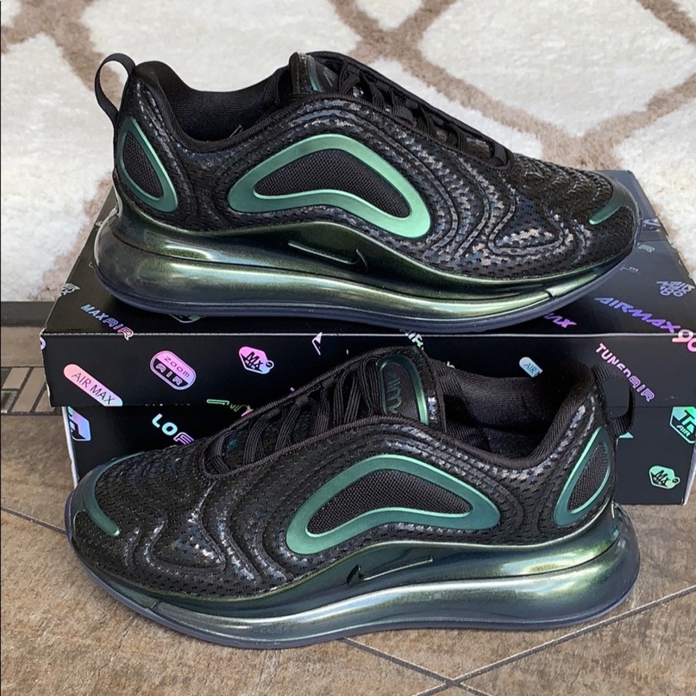 NIKE AIR MAX 720 Black/Black-Metallic Silver Men’s - Picture 16 of 16